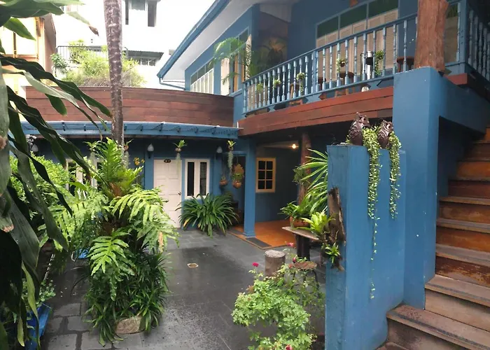 Blue Chang House Guest house